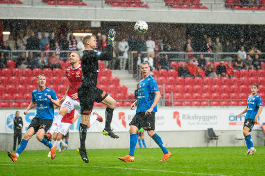 Halmstads målvakt Malkolm Nilsson Säfqvist