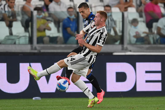 Juventus Dejan Kulusevski och Atalantas Rafael Toloi