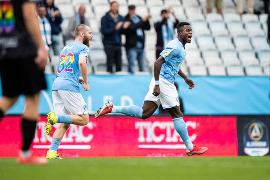 Malmö FFs Malik Abubakari jublar