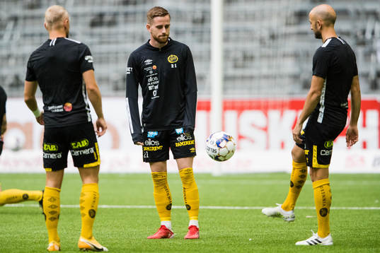 Elfsborgs Rasmus Alm värmer upp
