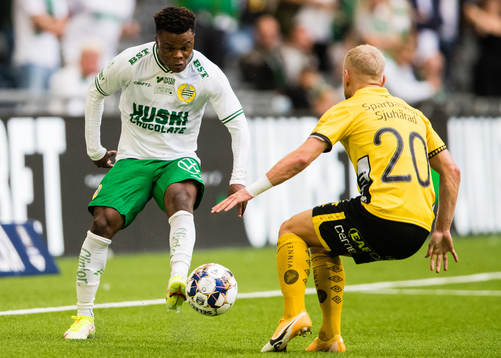 Hammarbys Akinkunmi Amoo och Elfsborgs Simon Strand