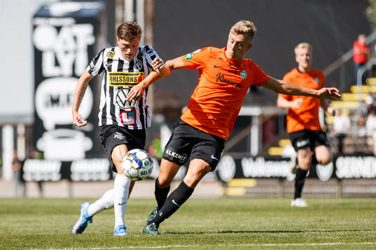 Landskronas Kevin Jensen och Västerås Simon Gefvert
