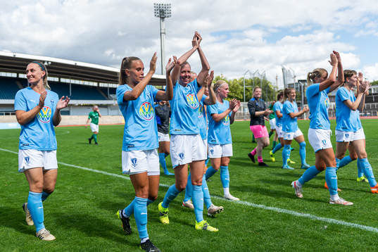Malmö FFs spelare tackar publiken