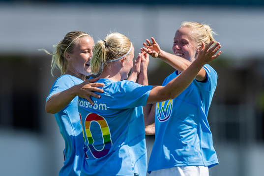 Malmö FFs Melina Skarström jublar