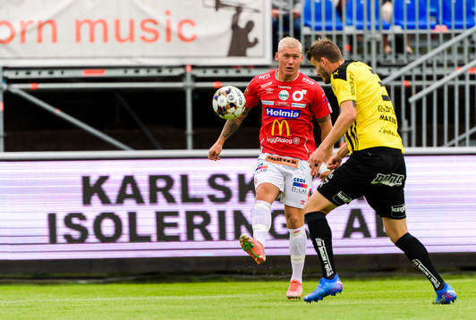 Degerfors Victor Edvardsen och Häckens Johan Hammar