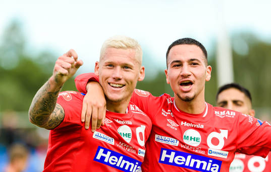 Degerfors Victor Edvardsen och Abdelrahman Saidi jublar