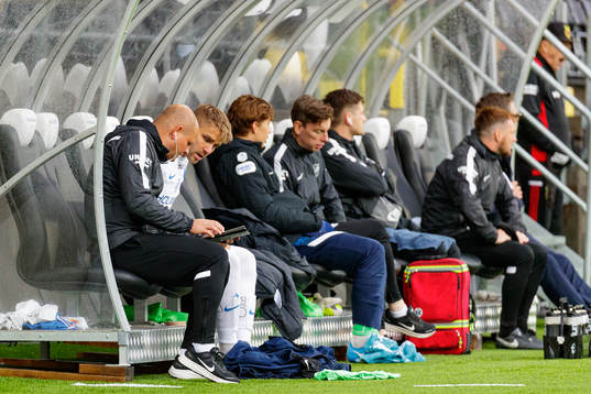 IFK Norrköpings Christoffer Nyman  får instruktioner