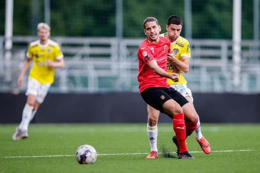 Vasalunds Nikola Vasic och Falkenbergs Samuel Adrian
