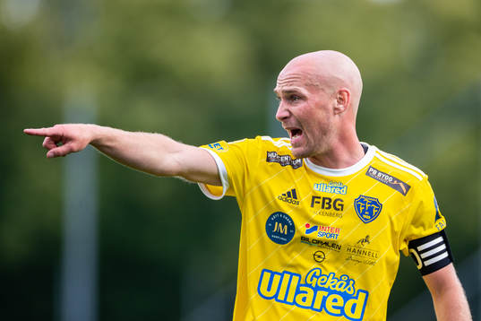 Falkenbergs Christoffer Carlsson reagerar