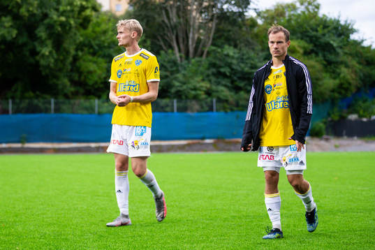 Falkenbergs Ludvig Öhman Silwerfeldt och Anton Wede deppar