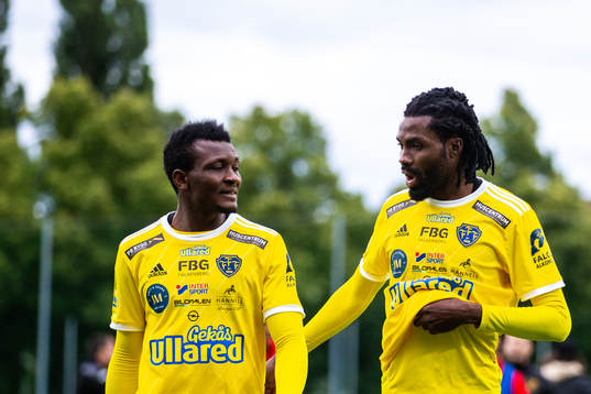 Falkenbergs Umar Bala Muhammed och Kwame Kizito deppar