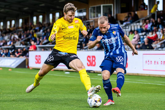 Mjällbys Joel Nilsson och Djurgårdens Nicklas Bärkroth