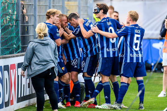 Djurgårdens Nicklas Bärkroth jublar
