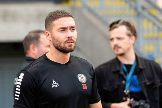 Örebros målvakt Mergim Krasniqi före fotbollsmatchen i