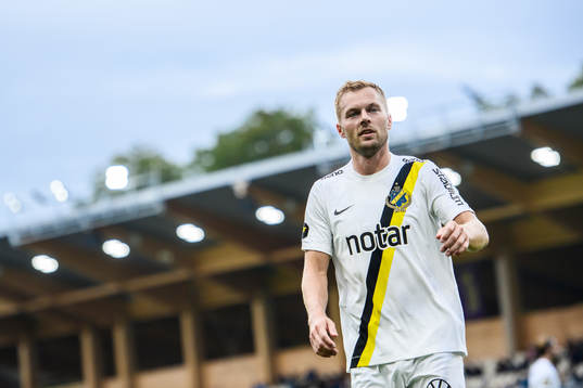 s Sebastian Larsson