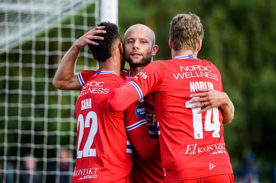 IFK Göteborgs Robin Söder jublar
