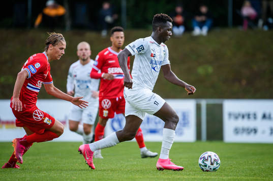 Österlens Lassine Traore och IFK Göteborgs Noah