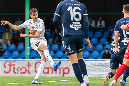 Häckens Alexander Jeremejeff gör 2-0