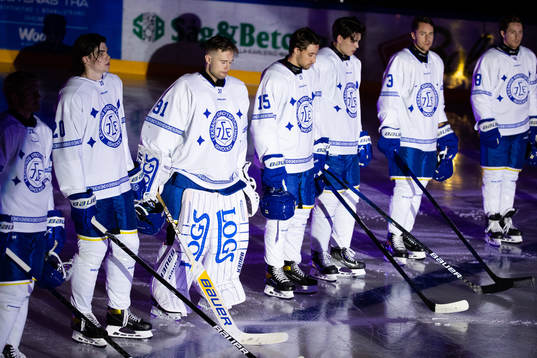 Leksand på line up innan träningsmatchen i ishockey
