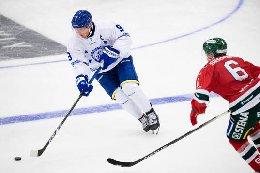 Leksands Patrik Zackrisson  mot Frölundas Mattias Norlinder