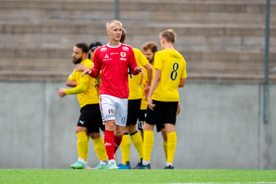 Kalmars Carl Gustafsson  deppar