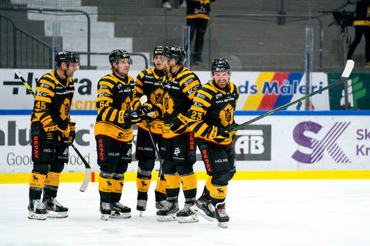 Skellefteås Adam Mascherin jublar