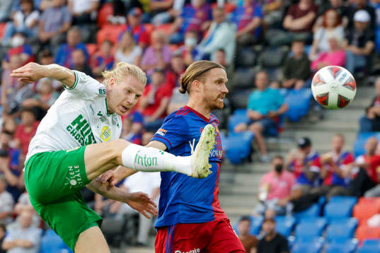 Gustav Ludwigson of Hammarby and Michael Lang  of Basel