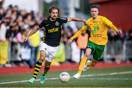 s Zack Elbouzedi och Rågsveds Isac Rojas