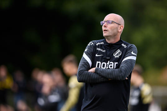 s assisterande tränare Andreas Janmyr