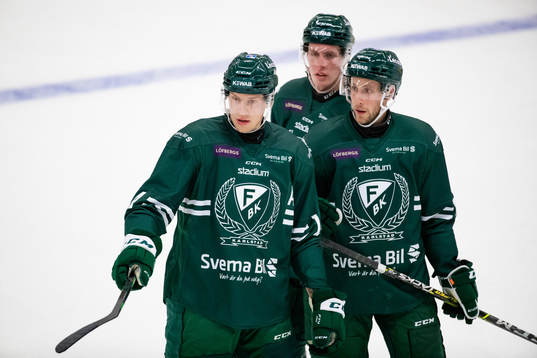 Färjestads Victor Ejdsell, Mattias Göransson  och Per