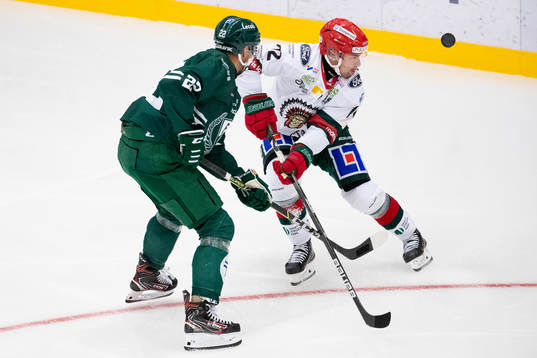 Färjestads Per Åslund och Frölundas Patrik Carlsson