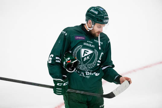Färjestads Mikael Wikstrand deppar