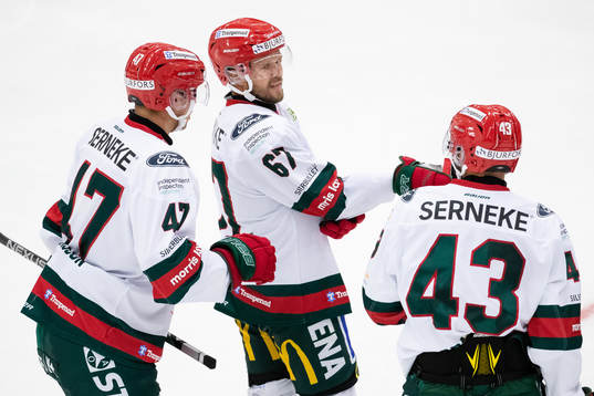 Frölundas Daniel Torgersson, Jacob Nilsson och Michael
