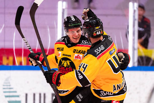 Luleås Jonathan Andersson jublar