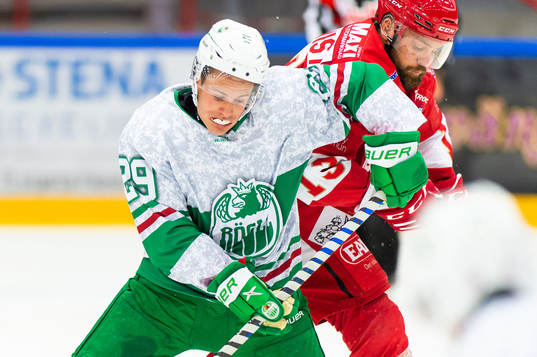 Bläddra bland fler bilder av Ishockey, Träningsmatch, Troja/Ljungby - Rögle