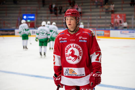 Troja/Ljungbys  Jesper Emanuelsson deppar