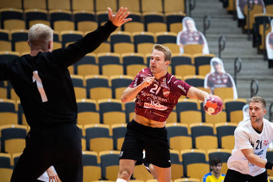 Lugis Lugis Theo Ubelacker
