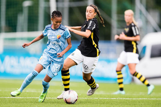 Bläddra bland fler bilder av Fotboll, Damallsvenskan, AIK - Djurgården