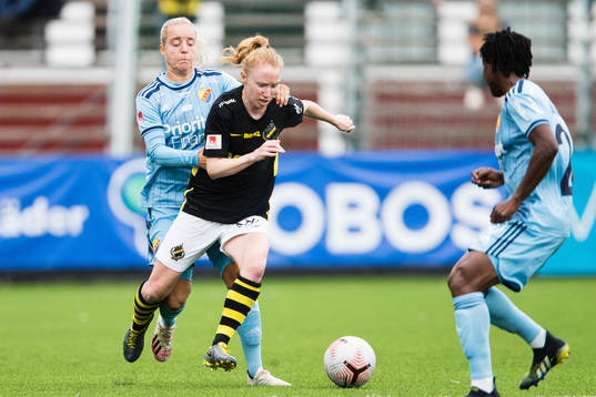 s Caroline Murray och Djurgårdens Fanny Lång