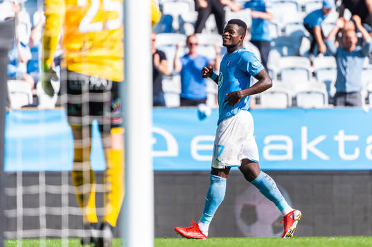 Malmö FFs Malik Abubakari jublar