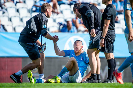 Malmö FFs Jo Inge Berget tas omhand