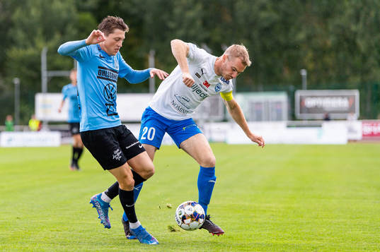 Bläddra bland fler bilder av Fotboll, Superettan, Värnamo - Landskrona