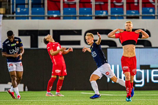 Tobias Fjeld Gulliksen of Strømsgodset celebrates