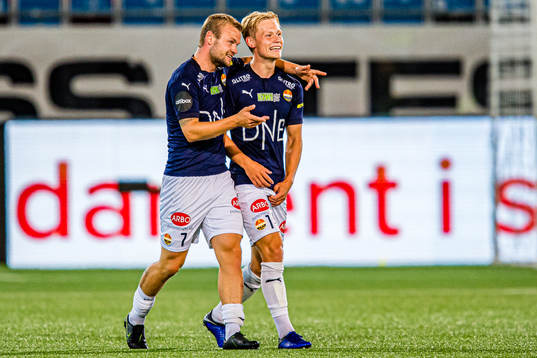 Tobias Fjeld Gulliksen of Strømsgodset celebrates with