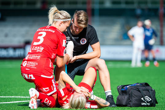 Örebros Sanna Kullberg ser om Nathalie Hoff Persson som