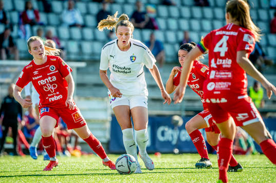 Rosengårds Stefanie Sanders och Örebros Berglind Ros