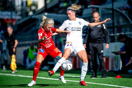 Örebros Nathalie Hoff Persson mot Rosengårds Olivia