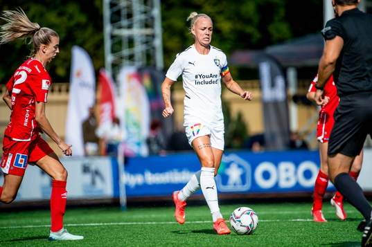 Rosengårds Caroline Seger mot Örebros Wilma Öhman