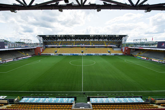 Borås arena interiört och Ålgårdsläkteren