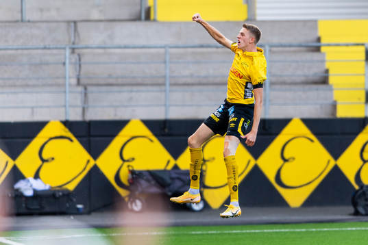 Elfsborgs Alexander Bernhadsson jublar